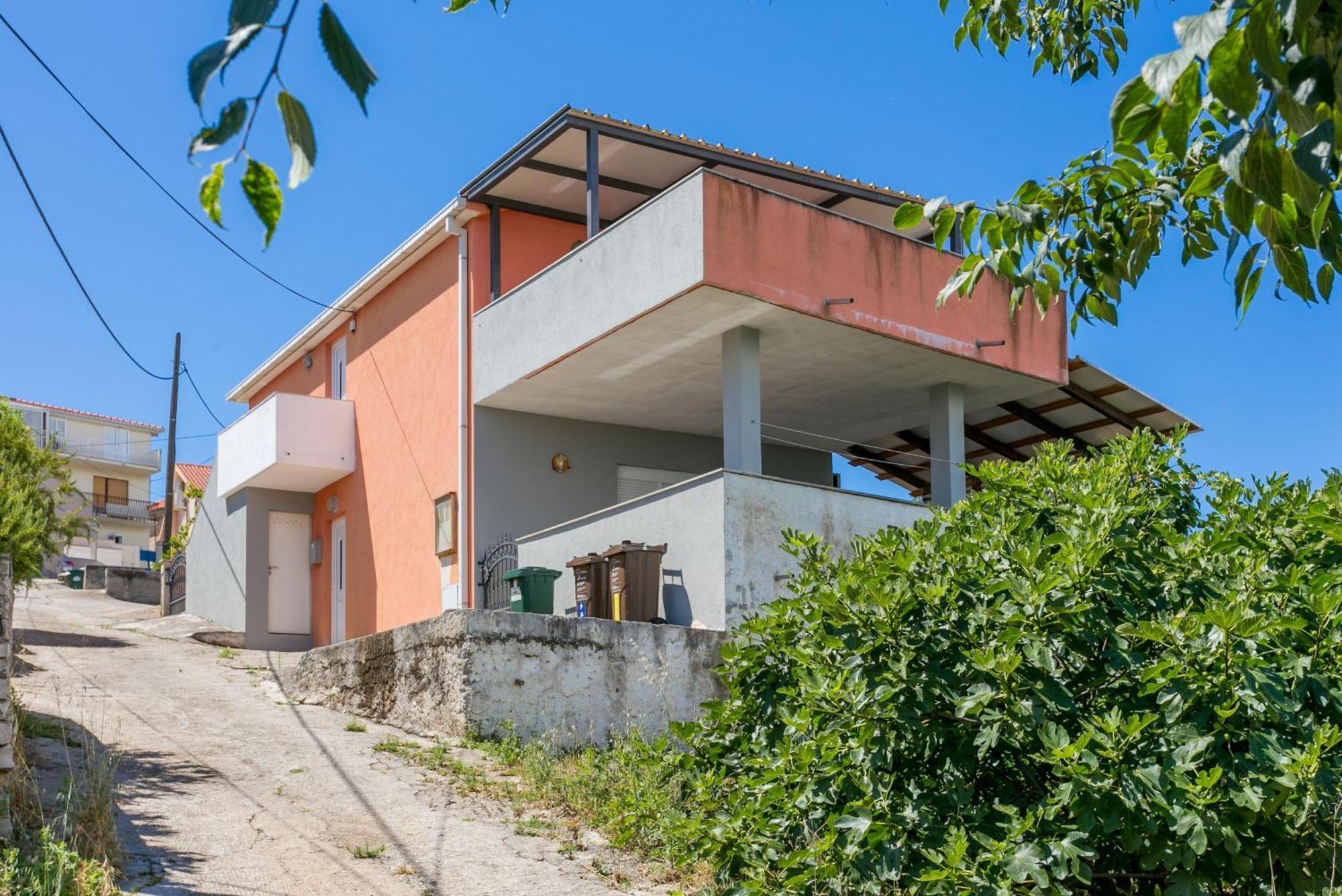 Apartments By The Sea Slatine, Ciovo - 11126 Экстерьер фото