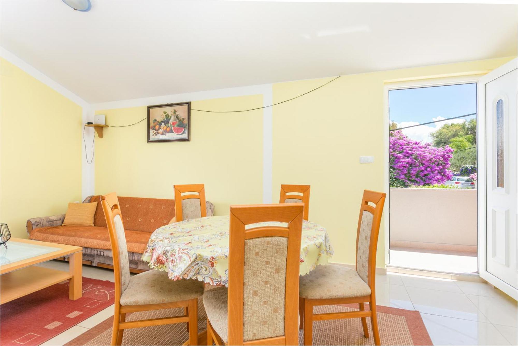 Apartments By The Sea Slatine, Ciovo - 11126 Номер фото